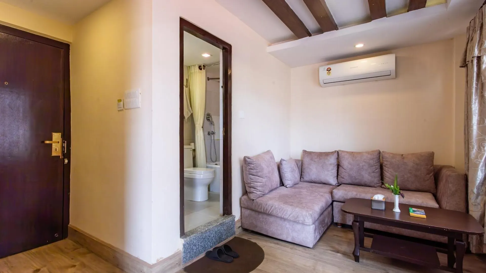 Hotel Sapana Garden Thamel 加德满都 3*,  尼泊尔