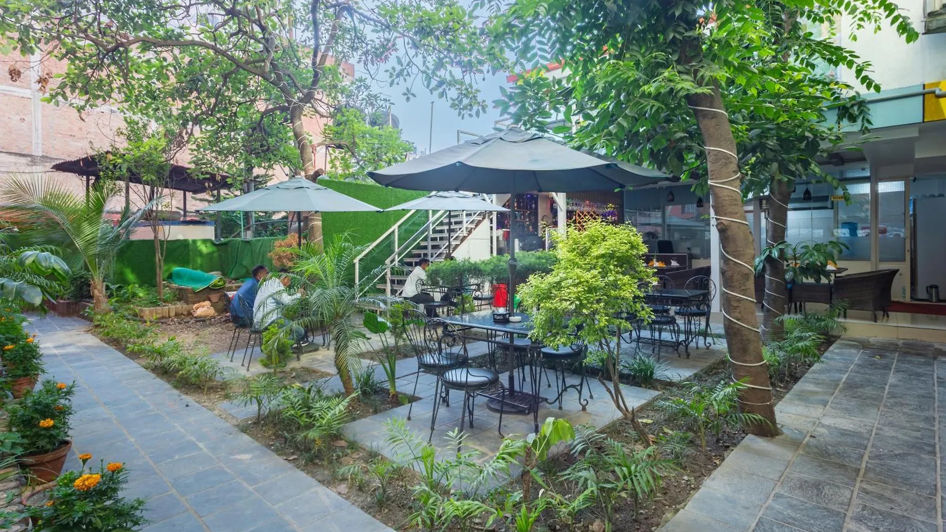 Hotel Sapana Garden Thamel contacts